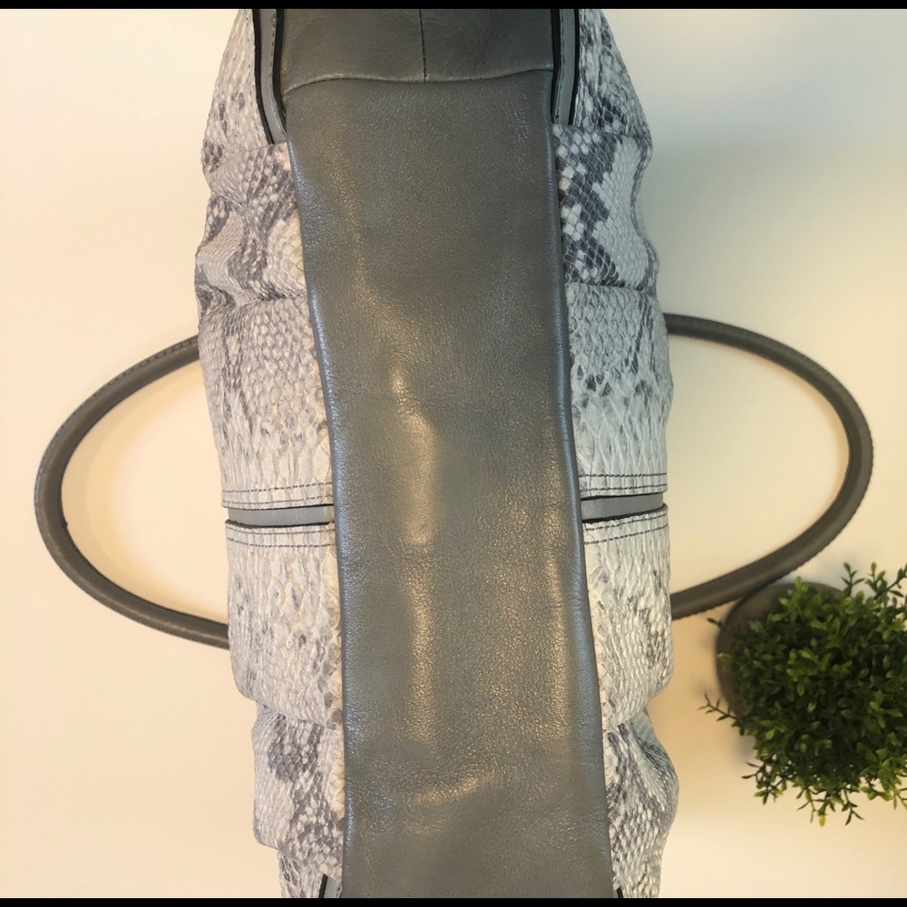 Coach Gray Embossed Python Bag - Picture 6 of 14